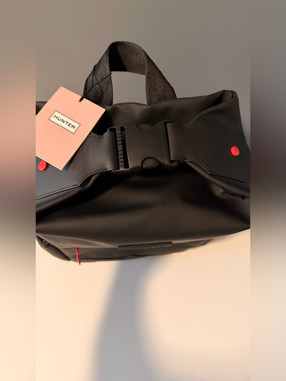NWT - Hunter Black Top Clip Backpack - Water Resistant - Picture 5 of 11